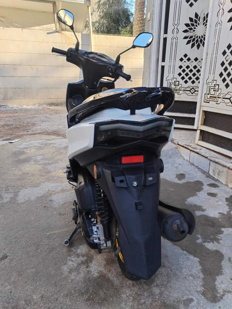 السلام عليكم ورحمة الله وبركاتة
دراجه سكنس محرك ماكس تايواني موديل 2023
مكفوله كفاله عامه
الدراجه ممفتوح برغي بيه
بس كفرات مبدله
وياله موجودت الاصليه
بوشه 49بلاديه
الوياله نجمه رياضي لون مميز كاعد ويا الدراجه
الدراجه معروضه ب مليون  
للاستفسار *********** واتساب موجود بي
♥.
