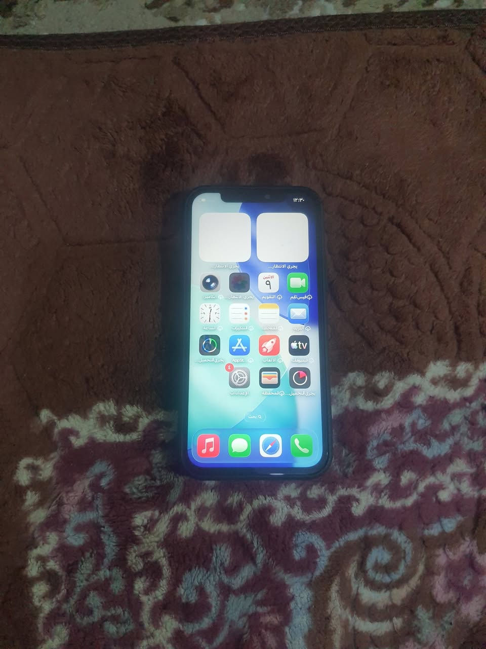 ايفون ١٢ لعادي ذاكره ١٢٨ شرق اوسط الجهاز مستبدل بي شاشه وبطاريه اصليات وبطاريه تقرا ١٠٠ جهاز شغال مابي شي سعره ٢٢٥ الف شراي يتصل على رقم *********** عنواني بغداد ولايوجد خدمه توصيل
