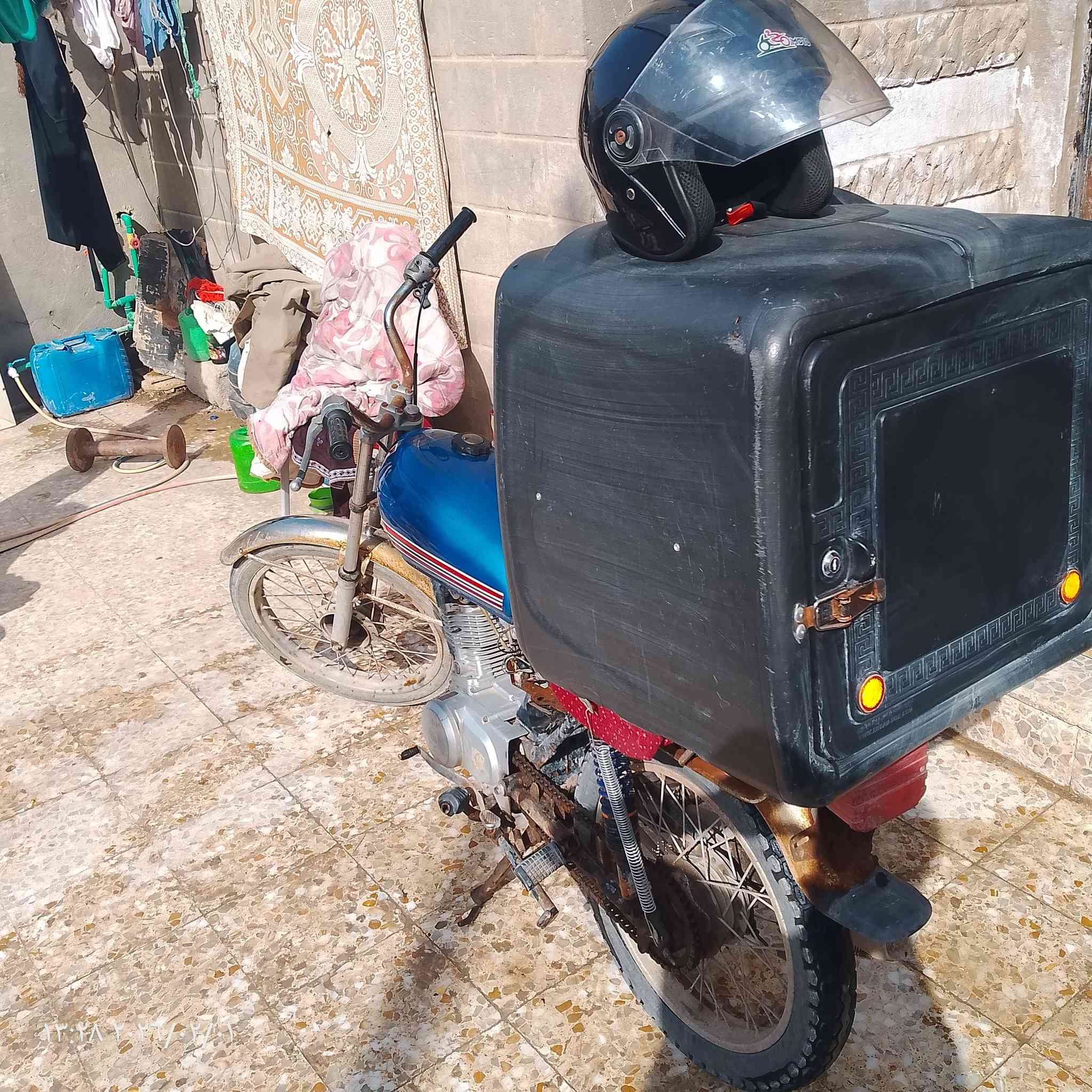 دراجه للبيع مكاني بصره كرمه علي مكينه تايكر حلوه دك هندر وطلع شاصي نامه ما بي اي شي نضيف ويه صندوك مال دلفري ولخوذه سعر 300ولشراي يجي خاص رقمي ***********
