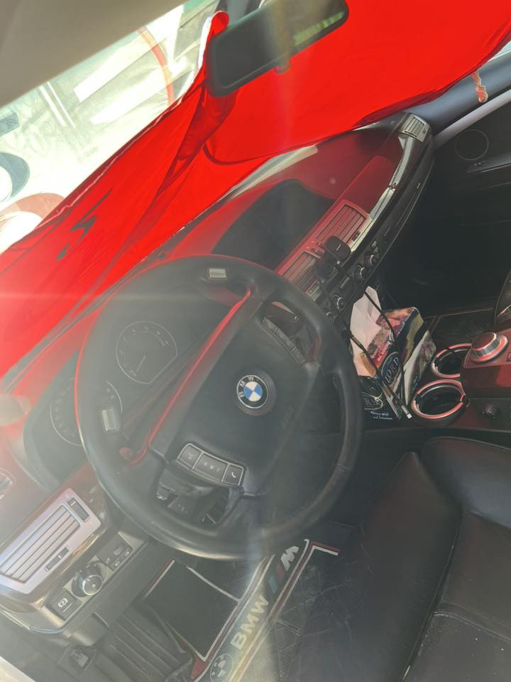 السلام عليكم باخره للبيع او مراوس حسب القناعه موديل ٢٠٠٥ بسمي تحويل ثاني يوم جاهزه مابيه نقص سعره ١٥٠  مكاني بغداد هاتف ***********
