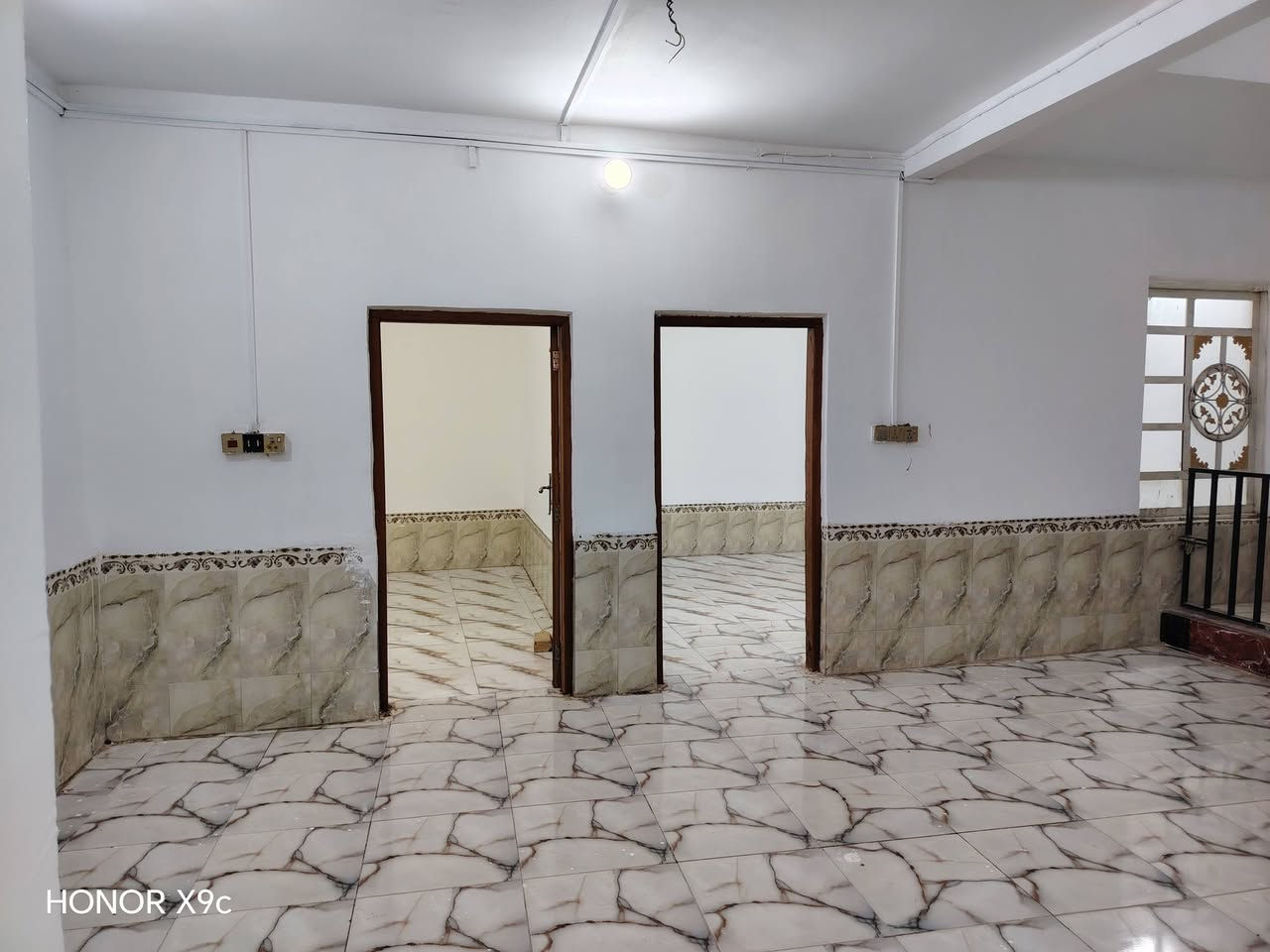 بيت زراعي بسديناويه قرب صفي الدين 
مساحه ١٥٥م بيت جاهز للاخير كافه الخدمات وسعر بلاش ***********
