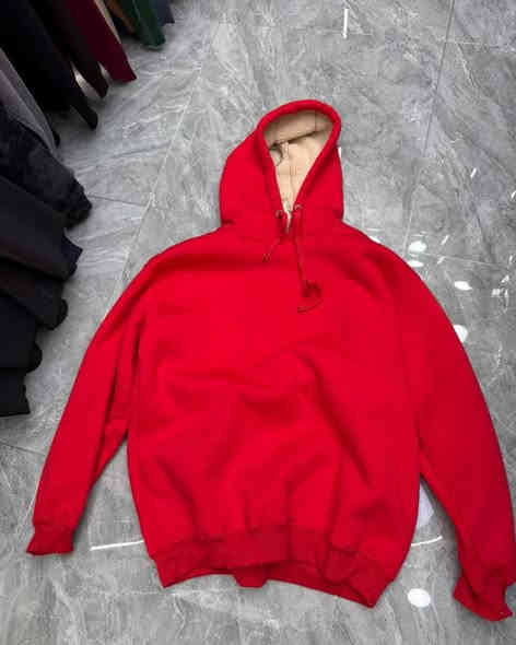 السلام عليكم من رخصة الادمن سويتر رجالي نسائي مبطن خامه قطنيه قياسات من XL لحد XXX اكس للحجز خاص او واتساب ***********
