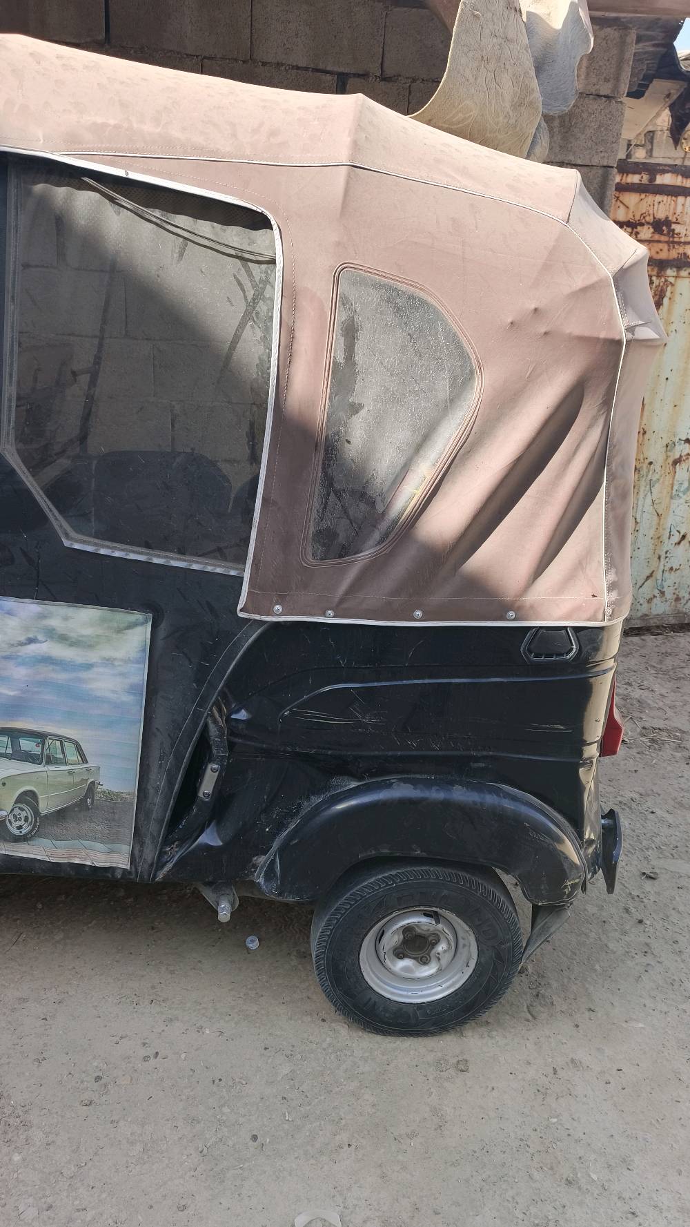 سلام عليكم ورحمة الله تكتك للبيع موديل 22 بيها ضربة من كدام وراجعه ؏ البارد وضرب من الصفحة ومجفته تكتك عوزها شويه ترتيب وخير من الله السعر 8ملايين رقمي *********** مكاني بغداد