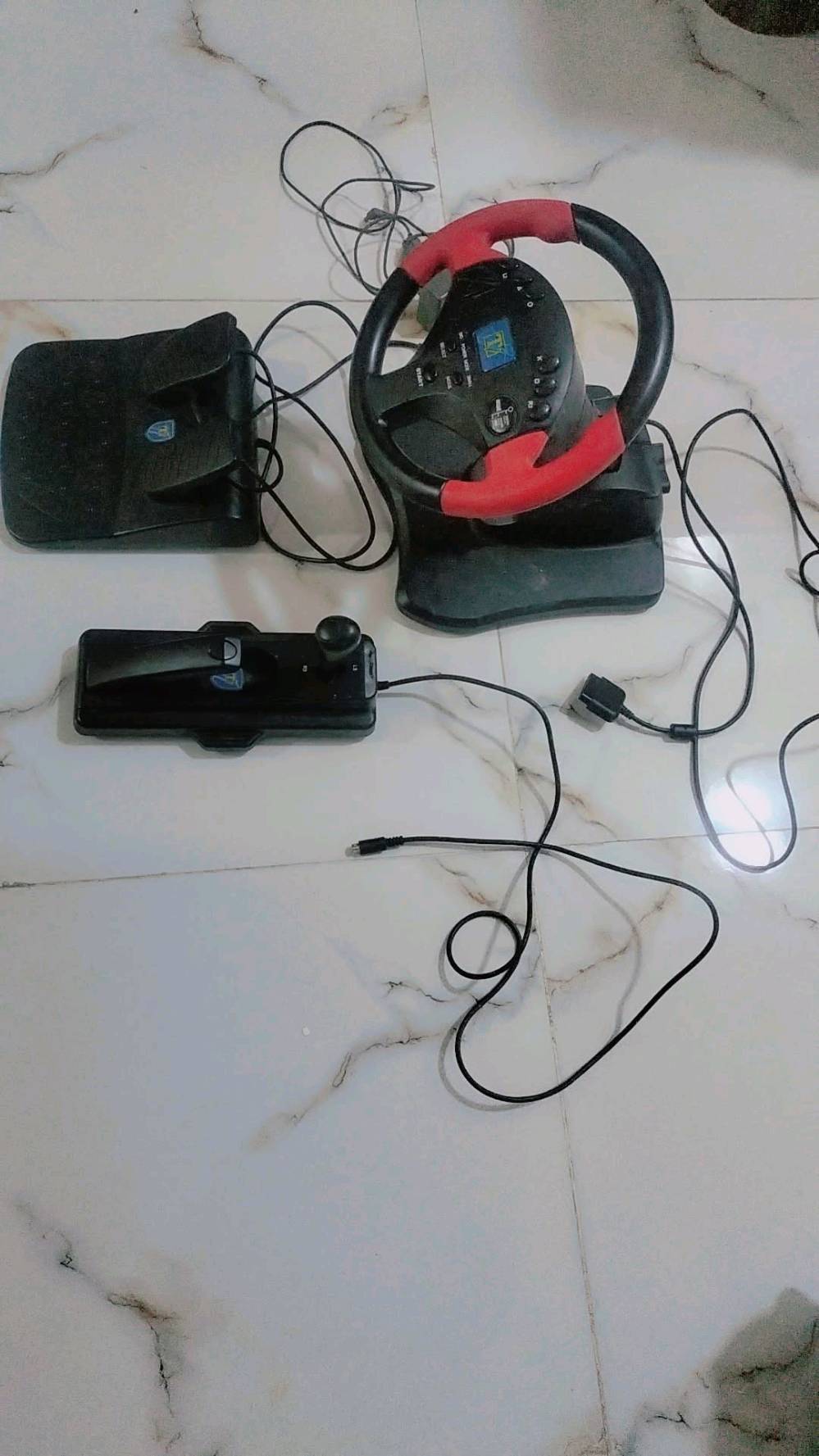 دركسون بلي للبيع بسعر مناسب و غير مستعمل نضافة و شغال 100% 