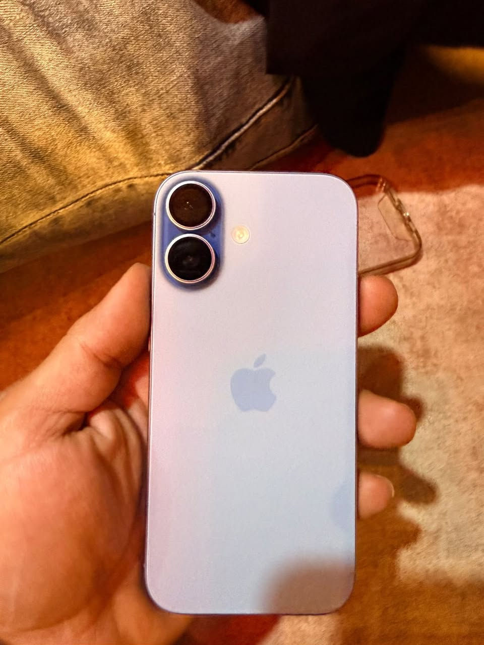 ايفون 17 نسخه اليابان ستعمال ٤٠ يوم فقط كارتونه موجوده ضمان ماستر *********** سعر واتساب كربلاء
