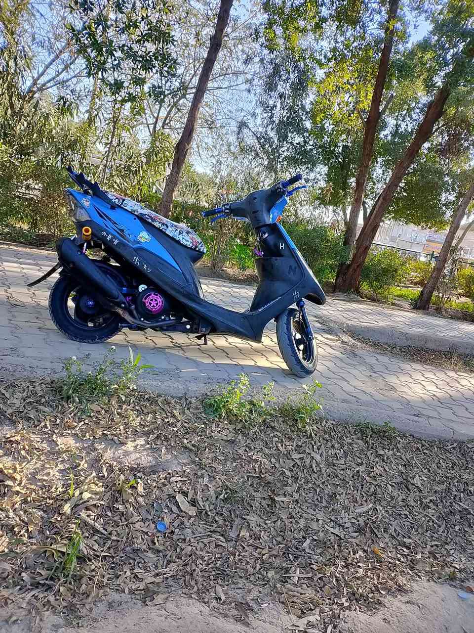 سلام عليكم دراجه البيع 𝑴𝑨𝑿120 بلاديه بيها تزويد شلعه ومعدل مكاني ديالى بعقوبه الشراي خاص. 
صلنصه 𝑭𝑴✅
يداد سكليتر وبريك ✅
قبق فلاوين✅
قطره دهن ✅
حملات ✅
سبايدر ✅ 
تعلاكه ✅
كلاجات رياضي✅
زنود كلوب ✅
دوشمه كشن ✅


**إذا كنت صاحب هذا الإعلان وتريد حذفه لأي سبب، رجاءا أرسل رسالة إلى الدعم الفني**