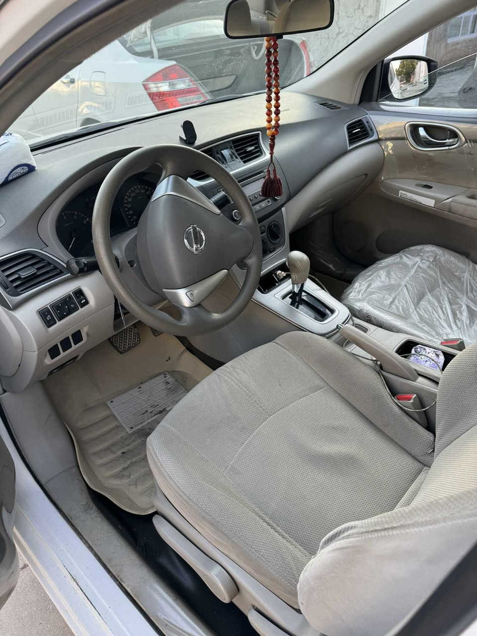 فرۆشتنی خێرا نیسان سەنترا. ٢٠١٤. سەیارەکی تا بڵیت پاک و جوان   تەنها ١٣٥ هەزار رۆشتوە  سەنەوی بەسەرچوە  نرخی١١٣  وەرەقەو مامەڵە  ***********
