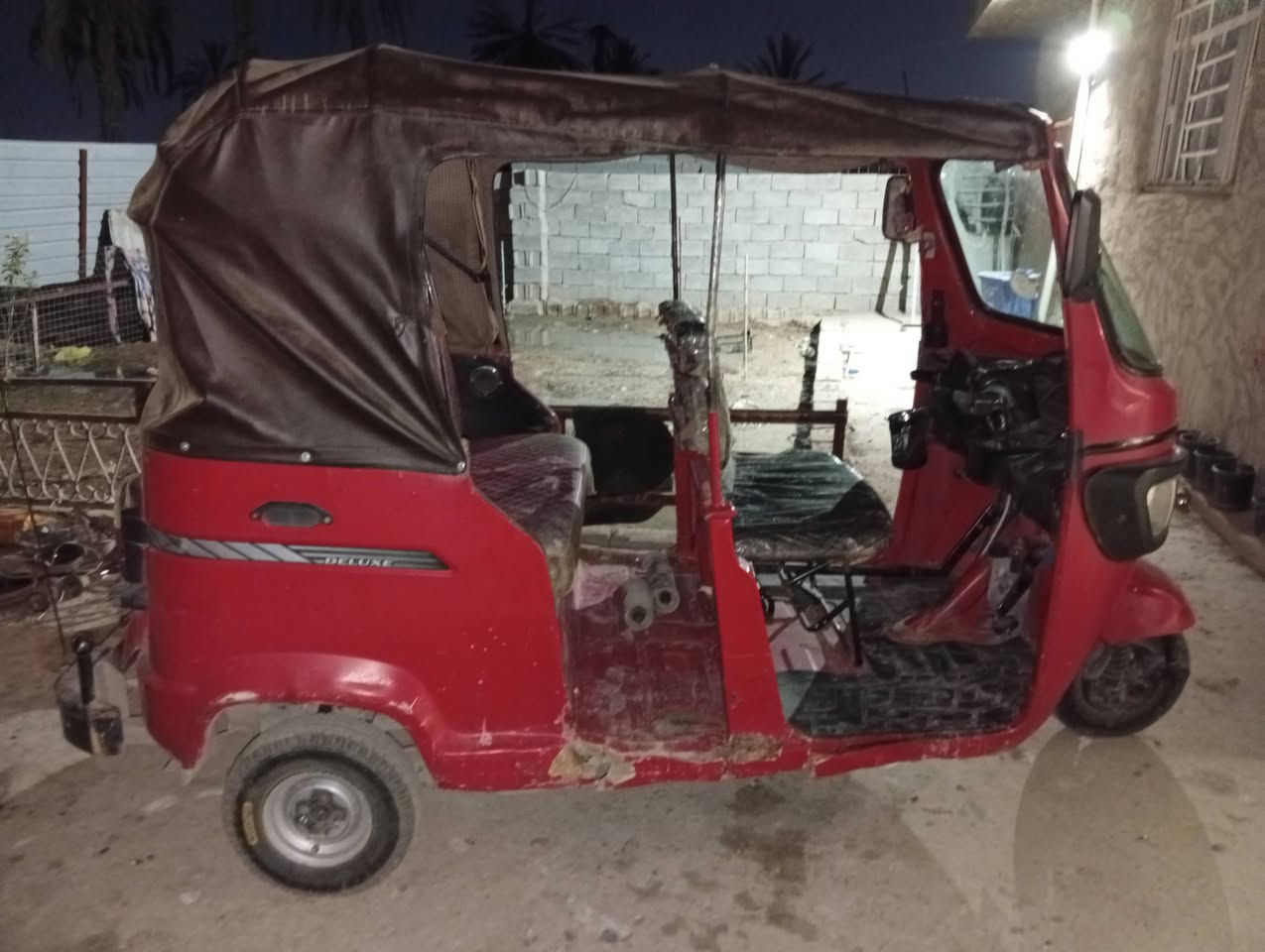 تكتك البيع موديل 17 طالعه بل 18 كامله اوراق تخم تاير كهربايات كله شغاله سعره قفل 1650 مكاني بغداد الشعله ***********
