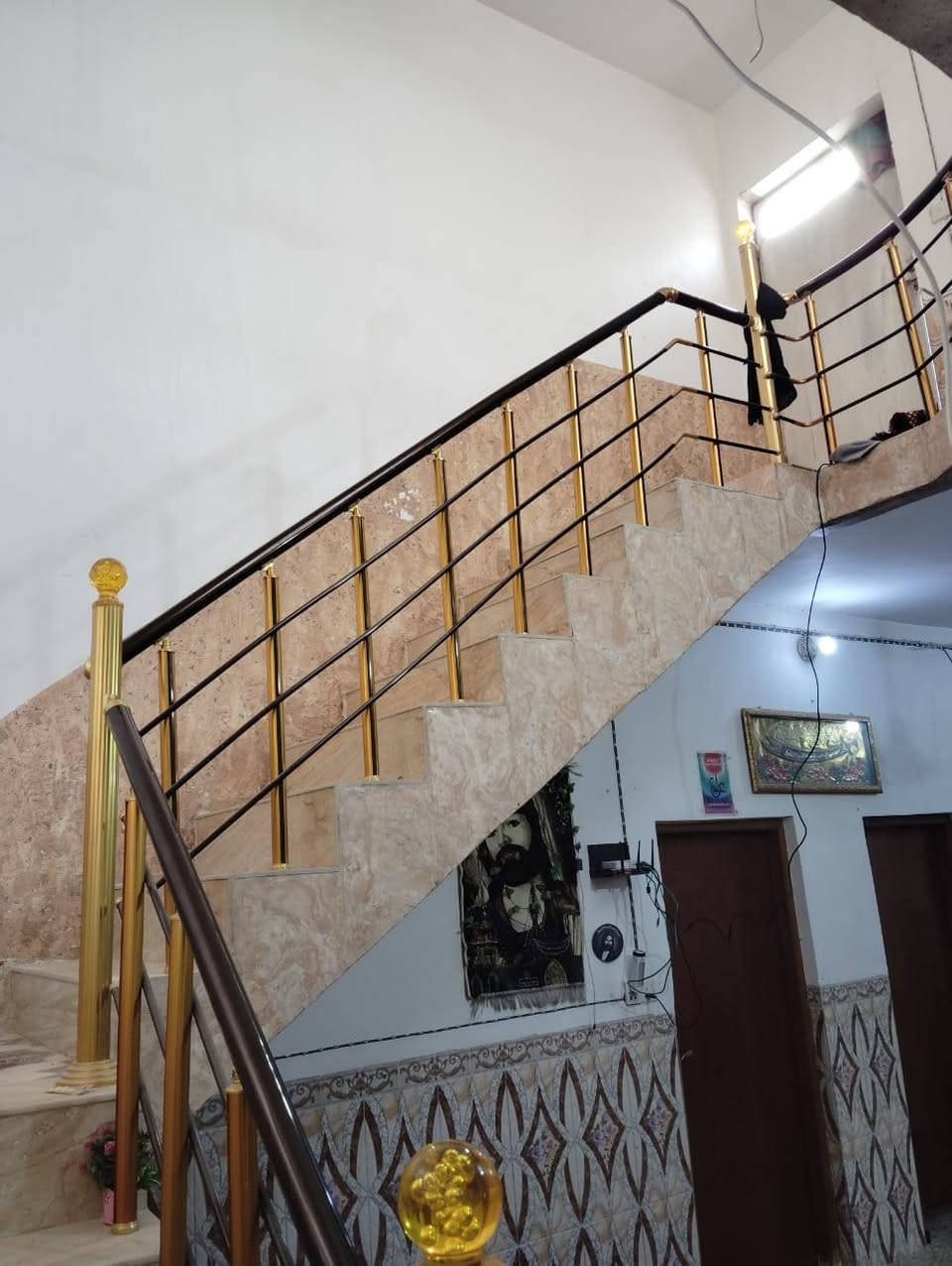 بيت البيع سند 17 مساحه 250
خدمات ماء كهرباء  تبليط  

عنوان عنانه فرع شيخ فالح كطران

***********
