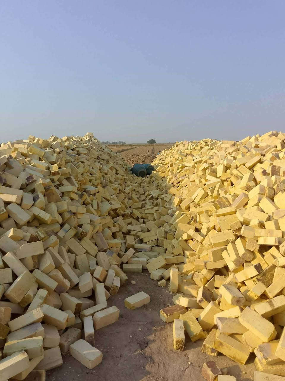 معمل طابوق الشوملي(شركةالرواسي) باسعار تنافسيه الاتصال على الرقم ***********،، درجه اوله فول شرط المكلاب!
