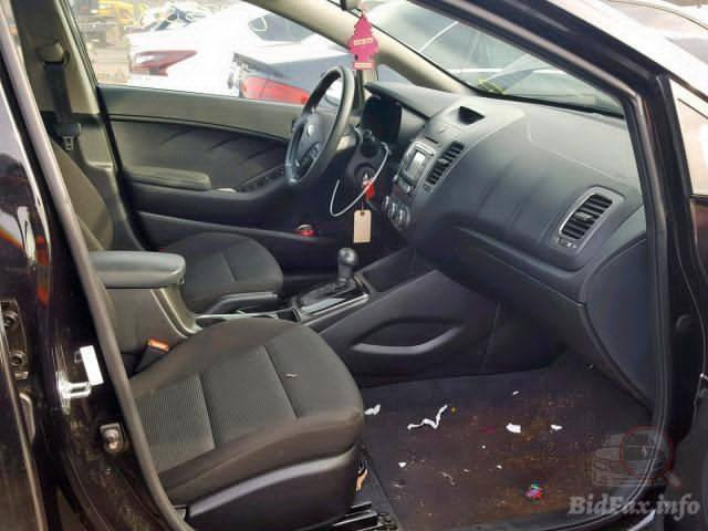 كيه فورتي 2018 وارد امريكي حادث فقط بنيد بدون ايرباك ماشيه 104 كلش نضيفه مواصفات نص فول  معرفه السعر 130بيها مجال مكانهه الغزاليه اي ستفسار على الرقم ***********
