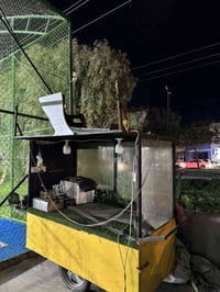 ئەم عەرەبانەیەمان هەیە بۆ فرۆشتن شتێکی ناوازەیە دیکۆرێکی جوانی هەیە بۆ...