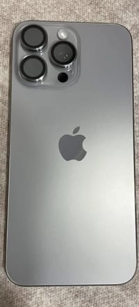 📱 للبيع: آيفون 15 برو ماكس السعة: 256GB اللون: تيتانيوم النسخة: شرق أو...