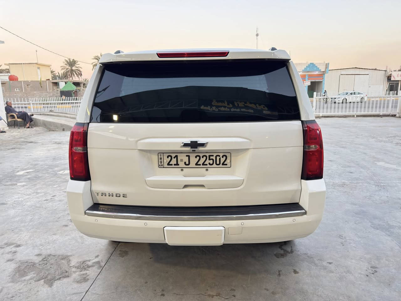 تاهو البيع خليجي محرك 8 /5300سياره جديده بسمي فول موصفات LTZمعروف الوصفات السعر 340المكان واسط الزبيديه الهاتف ***********@إشارة موديل 2015
