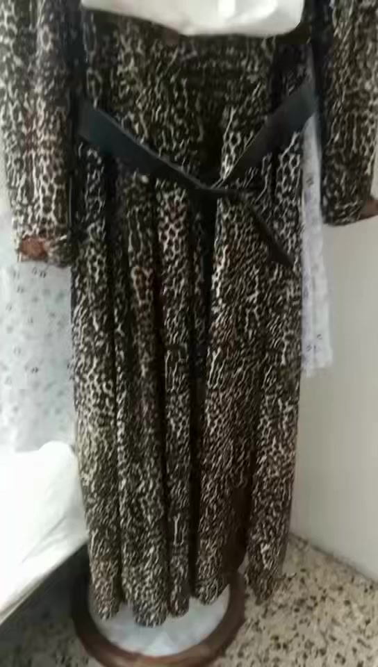 بنات فستان قياس 44 مالابسته ضامته. اريده هو والجنطه ب٢٥مكاني جسرديالى


**إذا كنت صاحب هذا الإعلان وتريد حذفه لأي سبب، رجاءا أرسل رسالة إلى الدعم الفني**