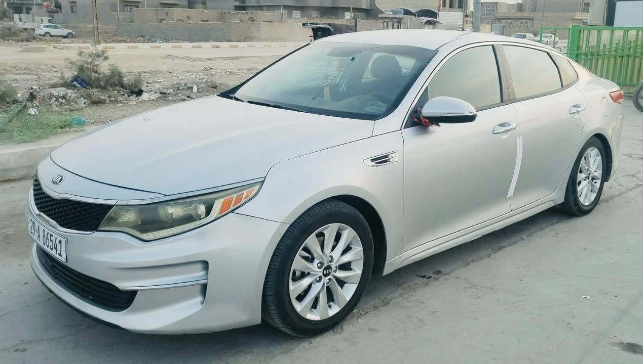 السلام عليكم
للبيع كيا اوبتيما موديل 2017 وارد أمريكي حادثها جاملغ الخلفي بدون دواخل وهنا صار بيها جراد جهت الأيمن ورشيتهن جماليه بدون ضربه شرط عندي صورها قبل الصبغ بجمها مكفول شواصيها مكفوله ليبل واحد السياره تكم كله مكفولات محرك 2400 كير ومحرك مكفولات موصفات معروفه Fe تحكم ستيرن جهتين شاشه كامره حساس خلفي نضام ECO رقم انكليزي سنويه مجدده تحويل مباشر السياره خير من الله ترايك وين مايعجبك وصورها قبل الصبغ داخل المنشور 

سعرها 117 وبيهامجال***********
