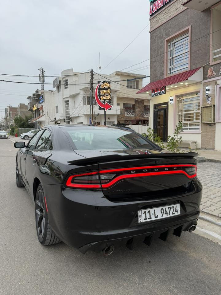 السلام عليكم
للبيع جاجر وارد امريكي 2019صور الحادث مع المنشور 
بجم كبس ايرباكات سليمه 
جاملغات خلفيه صبغ فقط 
السياره على وضع الشركه
السياره عليها نانو سيراميك 
وعليها ادامه كامله ومآبيه اي نقص  
ماشيه 60miحقيقي 
السعر193بيها مجال بسيط
مكانها بغداد المنصور 
الاستفسار/⭐️
***********
