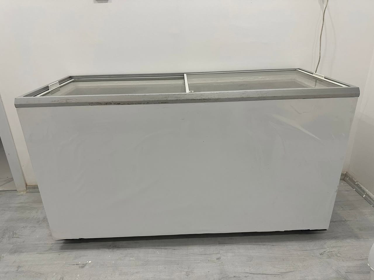 مجمده نضيفه وشغاله حجم كبير 
سعرها ٣٥٠وبيها مجال


**إذا كنت صاحب هذا الإعلان وتريد حذفه لأي سبب، رجاءا أرسل رسالة إلى الدعم الفني**