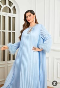 متوفر من جديد • عدة ألوان • لارج و١-٢ اكس