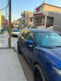 نيسان  روج  2018  صور الحادث مرفقه بيها فقط باب خلفي صبغ  والمقاره جار...