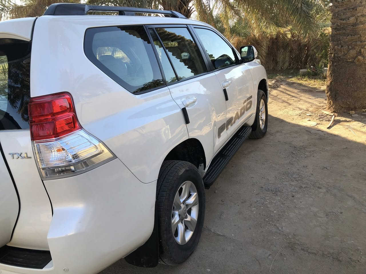 برادو 2012 مواصفاتها منشورة بالصور محرك وكشر كله مكفول ما عدا الدعامية الامامية مرشوشة والتورباين مبدل اصلي  ماشية 185 سعرها 273$ مجالها بسيط 
مكانها ديوانية ***********
