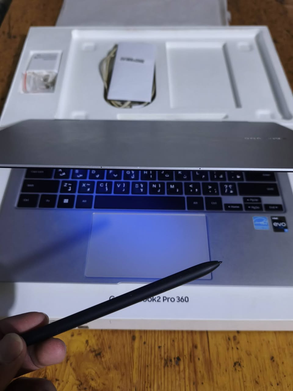 لابتوب للبيع GalaxyBookPro2 360
كامل ملحقات نظافة عالية جدا

شاشة لمس + قلم
معالج i7 جيل 12 
هارد 500 ssd 
رام 16 

السعر 750 مجال بسيط
تواصل واتساب فقط ***********
