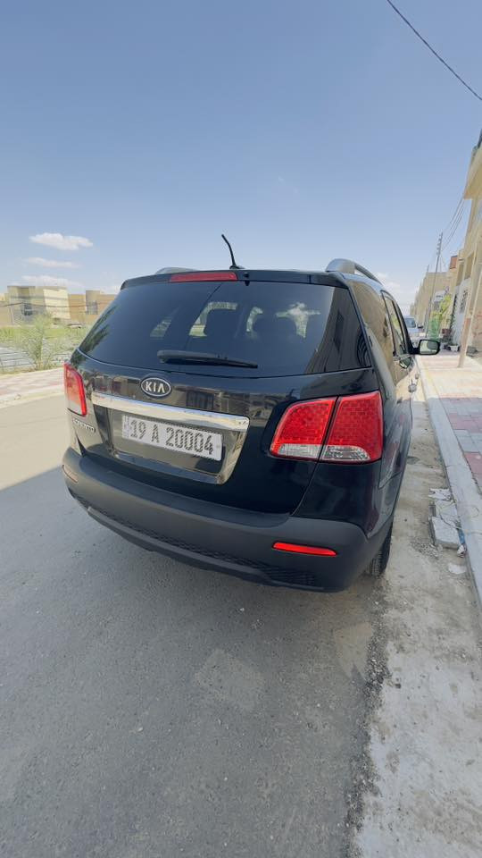 سورنتو ٢٠١٣
امريكي حادثة بچم 

٦ سليندر 

مواصفات عادية 

شاشة 

تخم تايرات جديد 

حديدية جديدة 

عنواني كربلاء 

*********** 

السعر ١٢٠ وبيه مجال
