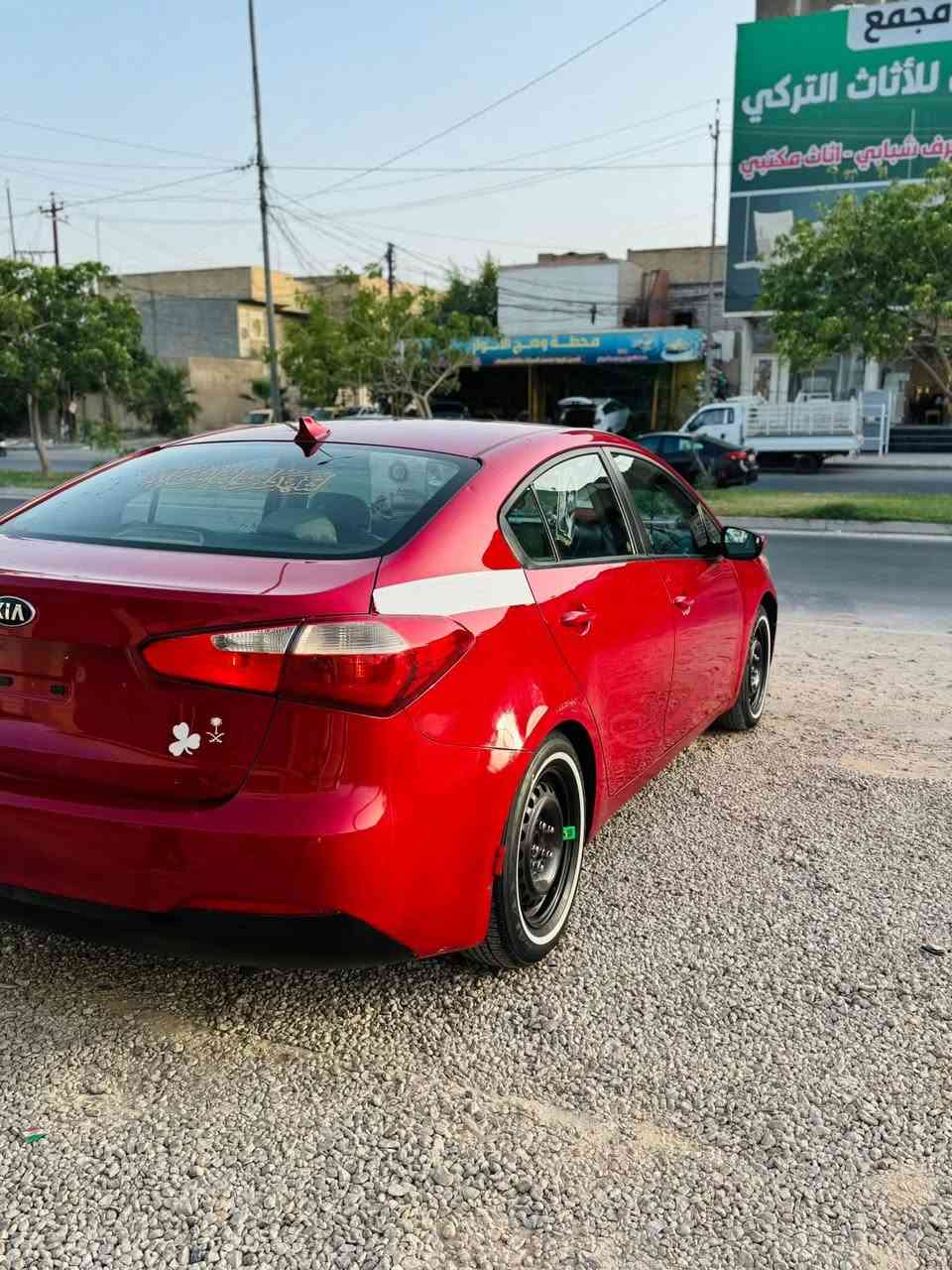 فورتي مديل 2016 للبيع🥀
السياره نضيفه برغي مناقصها ومتعوب عليها 
ماشيه 130 الف مكينه كير حداديه  تبريد ثلج 
 أي نقص مابيها كله فول 
غرفتها تخبل. السياره مواصفاتها:
بيها 3 انضمة قياده
نضام ايكو وسبورت 
مانع انزلاق 
تحكمات ستيرن وباقي المواصفات المعروفه 
مكينه 2000 سياره كلش نضيفه مامتعوبه الشراي سنويهَ لل29 بأسمي السياره رقمها بغداد انكليزي هزه جديدة .
سعر 109
مكاني نجف
إستفسار ***********
