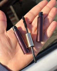 مسكارا چارمسي • طرفين مزدوج • توصيل هيت