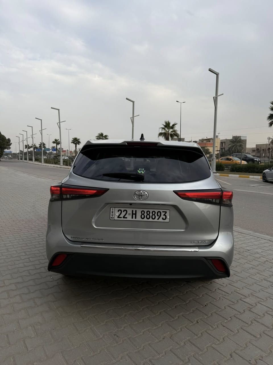 السلام عليكم
تويوتا هايلندر 2022  LE رقم اربيل بأسمي

 للبيع  

 مواصفات فول عدا الفتحه

 محرك 6 سلندر

7 راكب

دخول ذكي

 كرسي كهرباء

 تبريد مركزي  3 قطع منفصل بيانو

 بصمة تشغيل

 رادار امامي وجانبي

 نقطة عمياء

تحديد مسار

 توقف ذاتي 

شاشة كبيرة لمس

كامره

دشبول ديجتال

هندبريك كهرباء

 ماشية  35 الف مايل 
الحادث سرقة جاملغات امامية فقط بدون ايرباك كما موضح بلصور للاستفسار الاتصال 

***********

