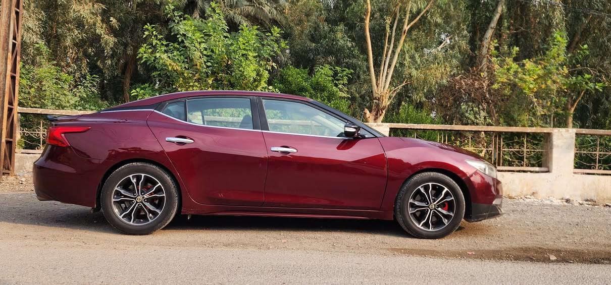 NISSAN MAXIMA 2017 SV
V6 3500
بدون صبغ و بدون ايرباك بس طخات بارد بسيطه 
شاشة 
كاميرا خلفيه
بصمات ابواب عدد ٢
بصمة صندوق
كراسي كهرباء
كراسي الاماميه تدفئة
ماوس شاشة
وضعية سبورت
حساسات امامي خلفيه ( غير شغاله)
دهن الكير مبدله مرتين ع ايدي
ماي راديتر جديد اصلي
تخم تاير جديد
حدادية بحاله جيدة 
للبيع او مراوس 
السعر ١٣٠
***********٠
