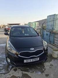 كيه كارنز ٢٠١٤ سياره مكفوله كفله عامه تبريد شغل مكينه وكير خير من الله...