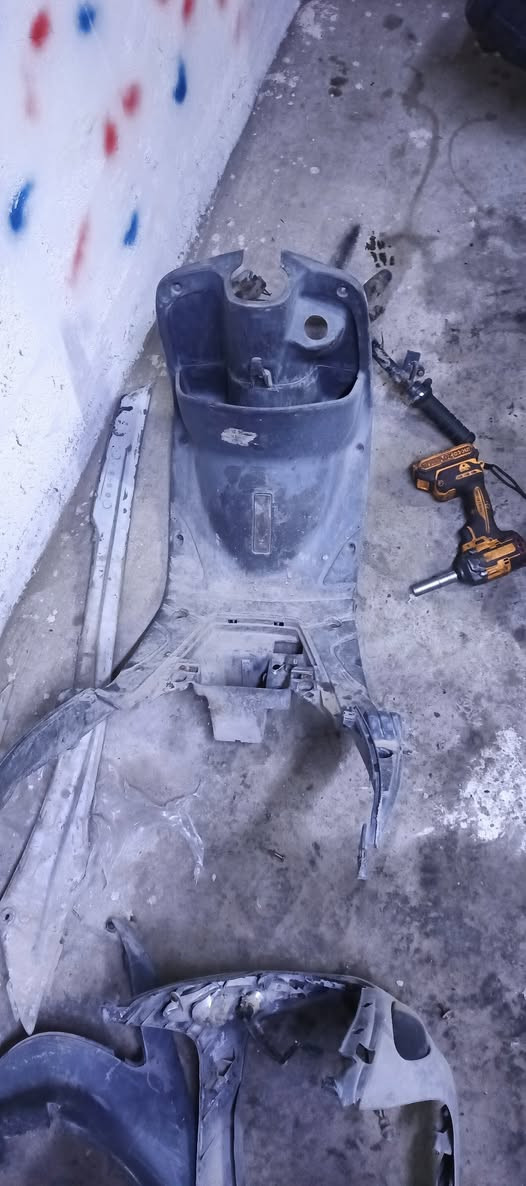 شاصي وسوادات ايشي يخص المنغول موجود مكان بغداد مشتل رقم تلفون ***********
