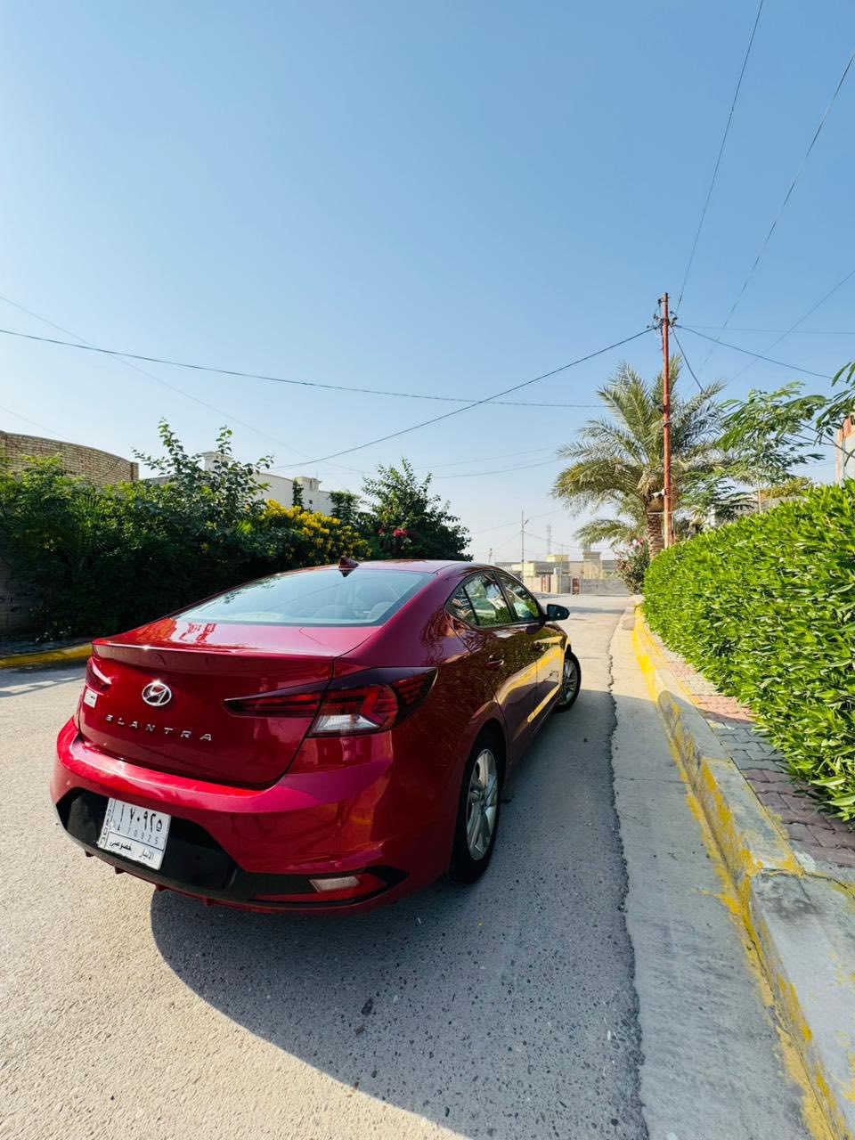 سلام عليكم
النترا 2020رقم انبار    ضرر فقط جاملغ امامي بدون اي دواخل 
3اشهر وتصير حره اسويلك وكاله عامه 
مواصفات نص فول معروفه
هيتر كشن هيتر ستيرن 
رادار جانبي 
كامره دواره 
محرك لا تبخير ولا تنقيص كير اي تي 
تخم تاير جديد تبريد ثلج السياره اي نقص مابيها 
السعر. 133وبيها مجال 
مكان فلوجه حبانيه
***********
