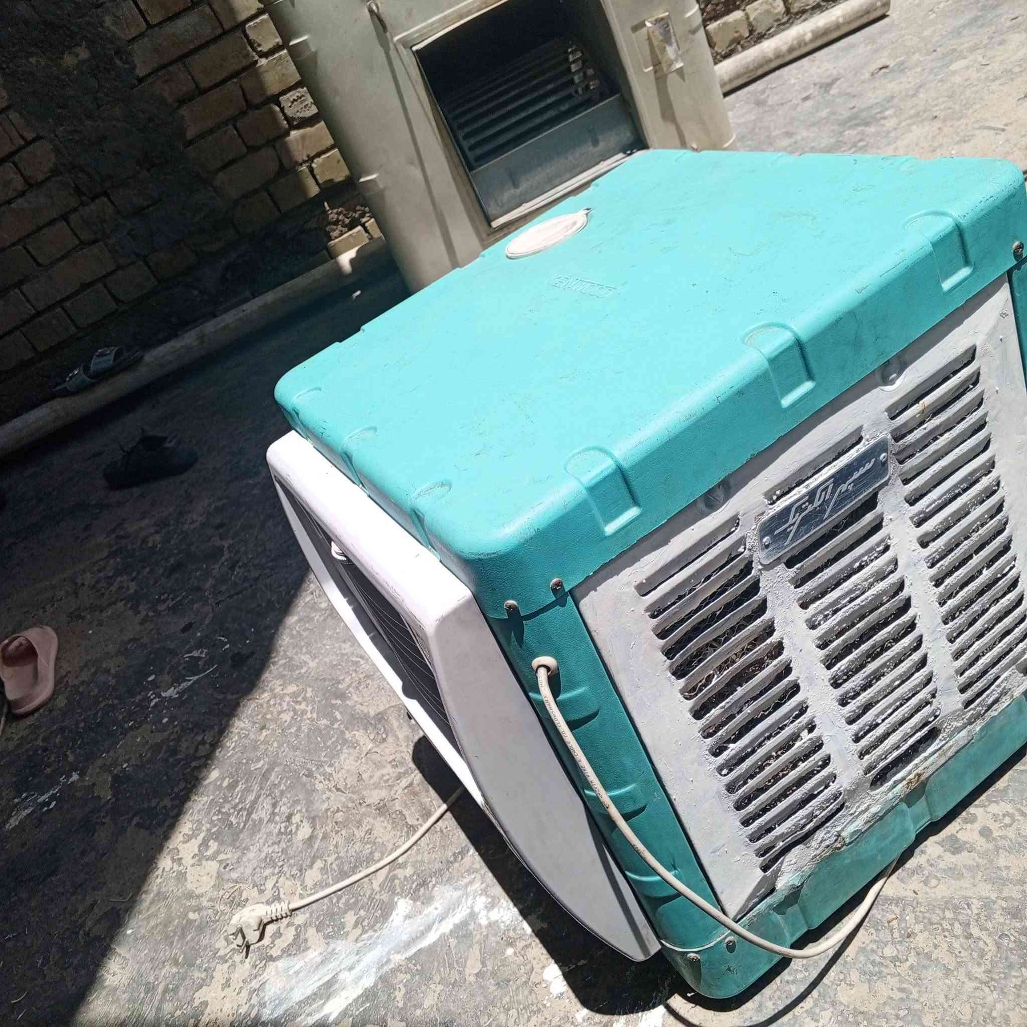 مبرده لبيع شرط نضيفه على الفحص لاتصال على الرقم ***********والبيبان بدون جرجوبه
