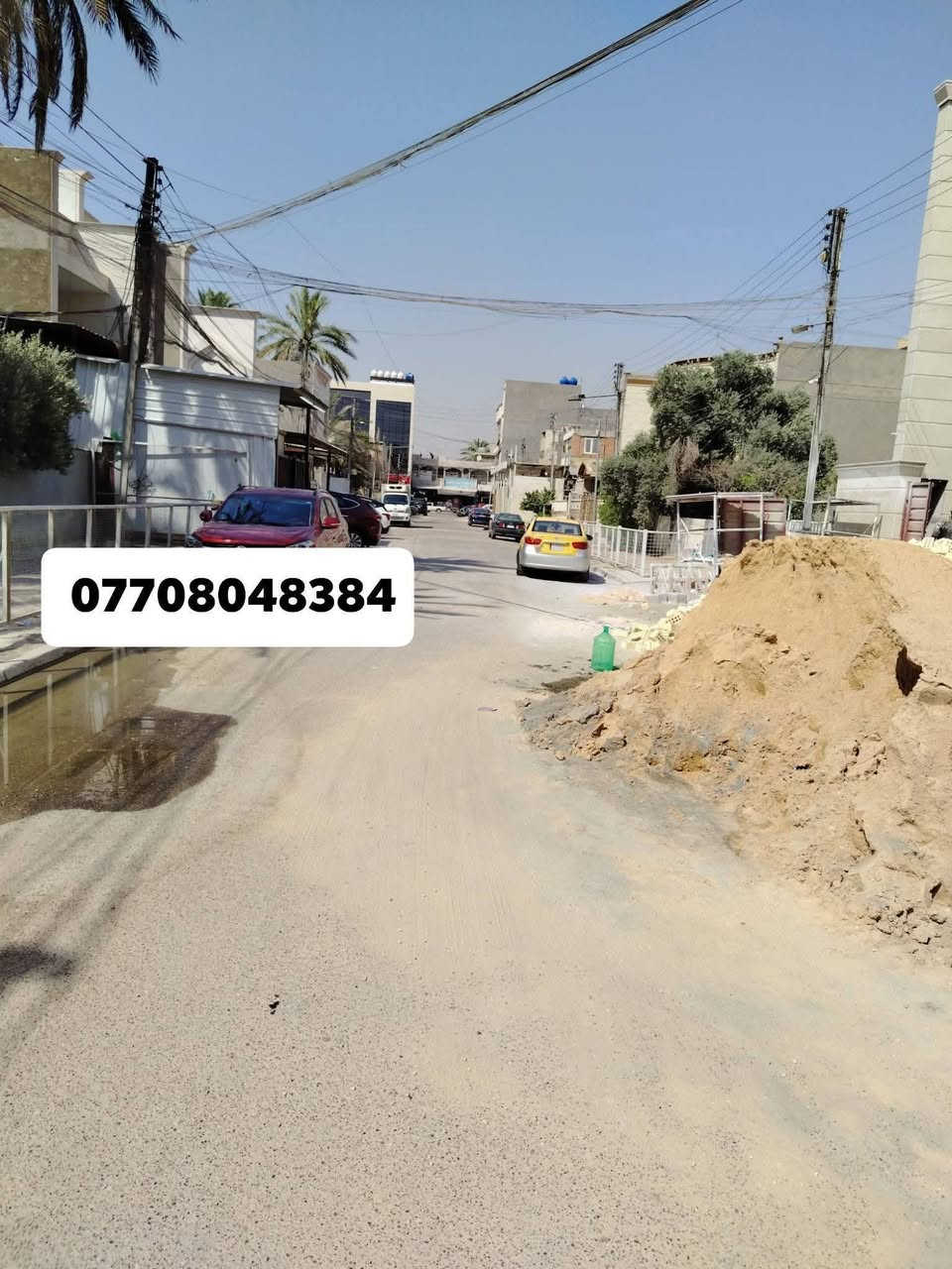 #للبيــــع
قطعه أرض مساحه ٣٠٠ متر واجهه ١٠ متر
العنوان / البنوك حي التربيه خلف سوبر جكن
مجاور الشارع التجاري بالقرب من معهد البنوك 
الفرع المقابل لافران الفراشه من جهه اليسار
عرض الشارع ١٥ متر 
السعر المطلوب ٣.٦٠٠ قابل للتفاوض
للاستفسار الاتصال او المراسلة واتساب ***********
