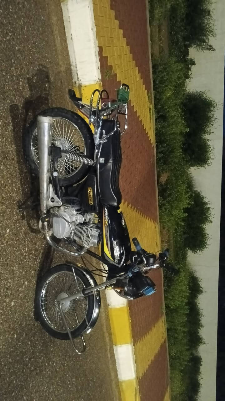 السلام عليكم ورحمه الله وبركاته 
دراجه نامي برو 5كير  للبيع موديل 2020 اوراق موجود  دراجه نضيفه خير من الله اي نقص مابيه كهربائيات MB3لايت كله شغال السعر 400وبي مجال قليل مكان ناحية السعديه
***********
