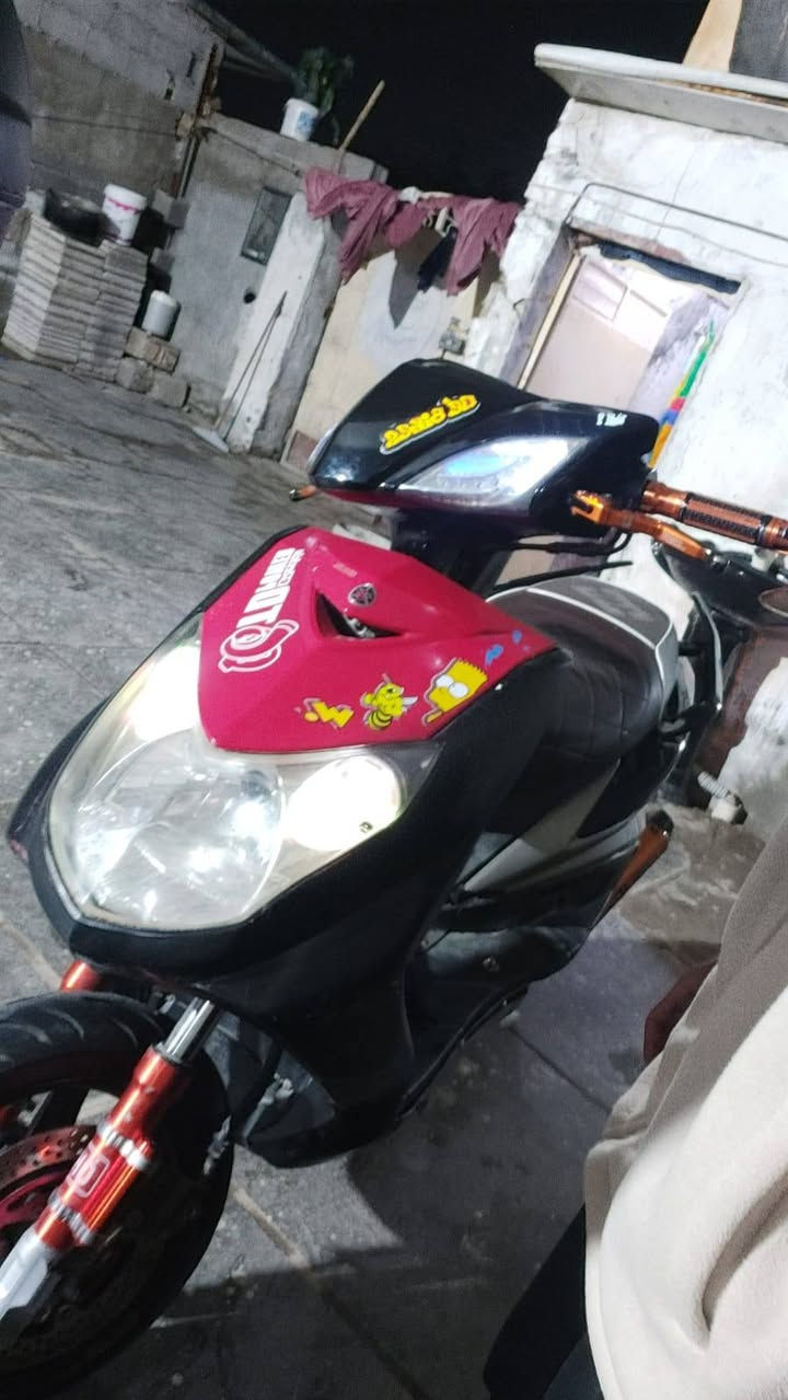 مستعجل كلش عل بيعة رايدهة ب ٣٥٠ دراجه حلوه امزوده مستعجل ***********
