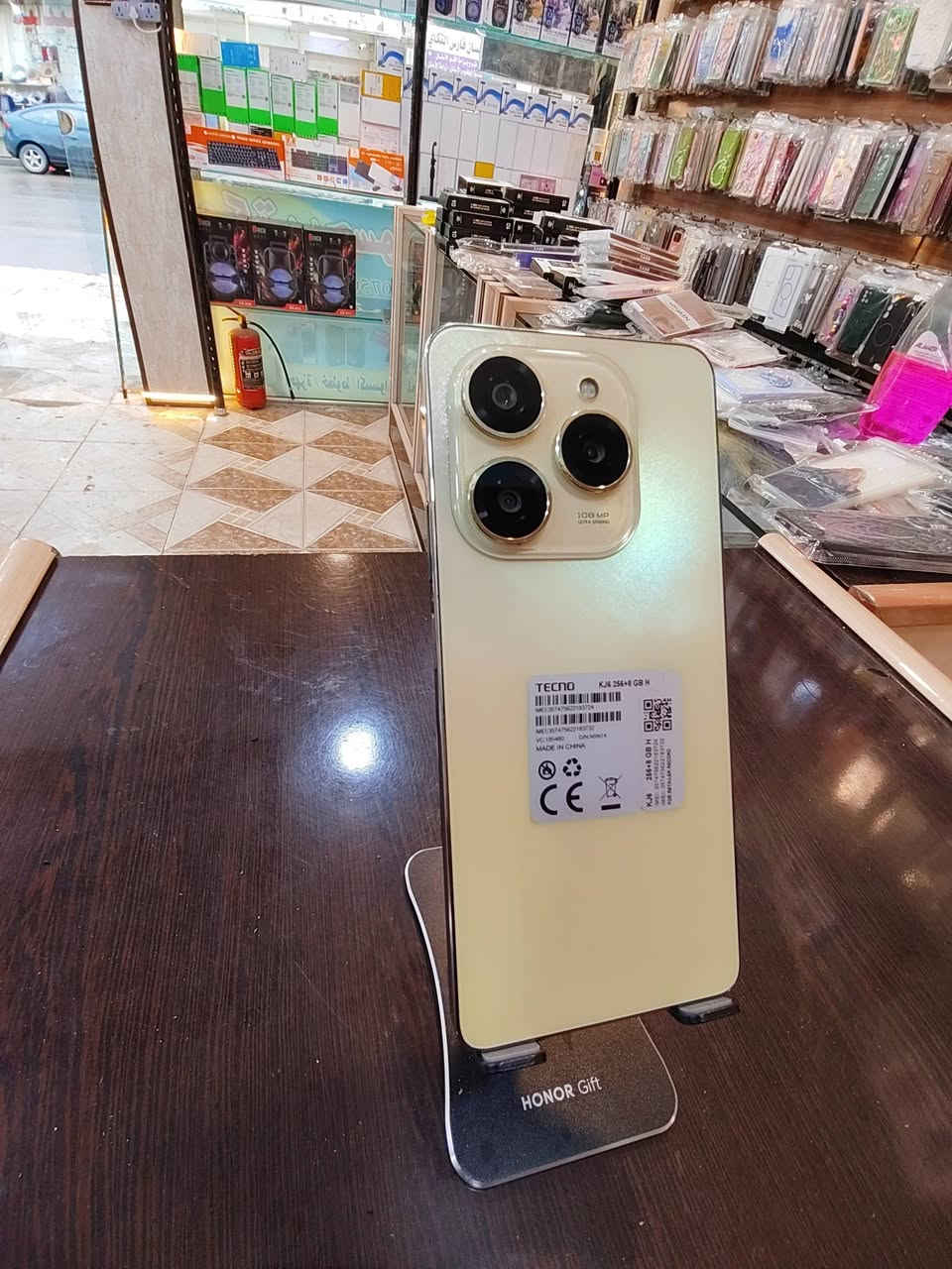 السلام عليكم جهاز تكنو سبارك 20برو ذاكره 256 رام 16 8+8 كامره 108 ميكا بكسل الجهاز اخو الجديد شرط شخط مابي بدون غراض السعر 160 الف مكاني جانب الأيمن حي 17 تموز ***********
***********
