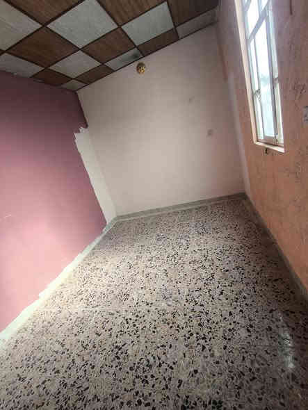 مشتمل للايجار 40م حي الوفاء قرب المجسرات الزهراء 
طابق ونص يتكون من غرفه فوك جوه بي صاله ومطبخ
 وصحيات ايجاره 200الف للاستفسار ***********
