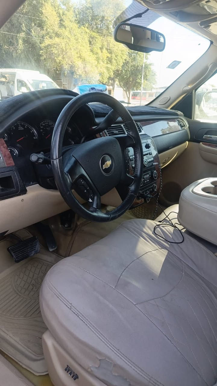 للبيع موديل 2007
يوكن 2007 مصفره هيئه وغرامات مكينه وكير مكفول اكسن مكفول تخم تاير جديد حداديه نعمه من الله رقم الماني بغداد تحويل ثاني يوم مصفره هيئه وغرامات سنويه بعدها ما ساقطه خط السياره بغداد نجف مكان السياره نجف 
للاتصال :***********
