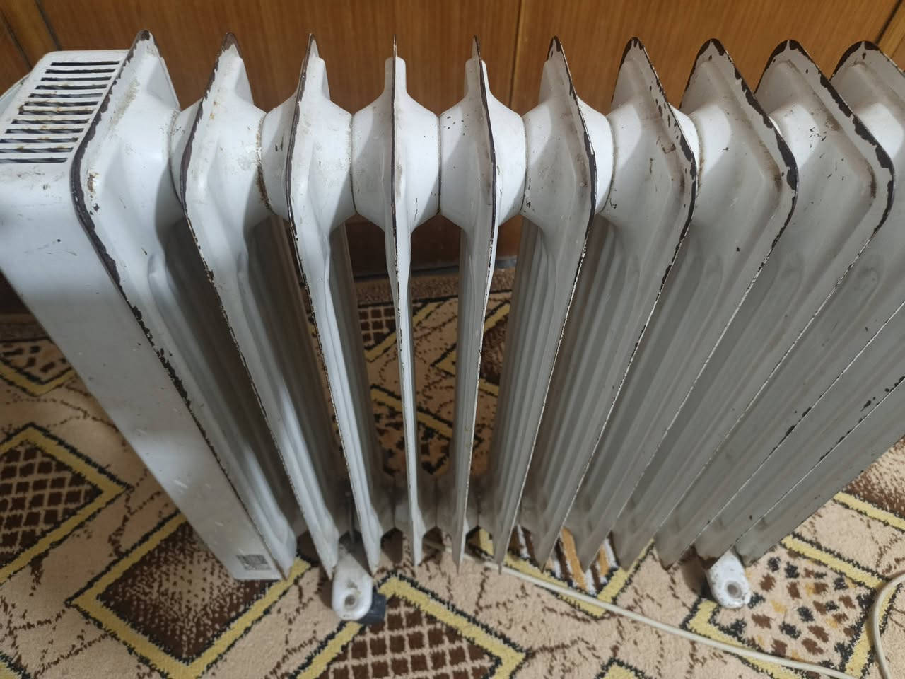 سلام عليكم صوبه زيتيه صناعه ايطالي شغاله وعلئ فحص السعر ١٥٠الف تواصل واتساب  ***********
