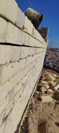 عندي كادر بناء خلفات ثنين شغل نضيف واستلام مهندس ولتزام بلموعد 0788565...