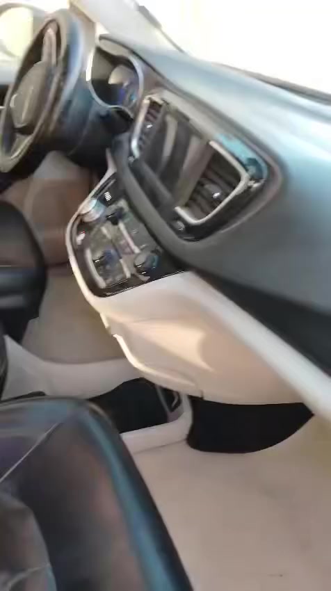 ‏السلام عليكم باسفيكا موديل 2018 فول مواصفات حادث باب وجاملق شواصي سليمة لغود  سليمة بيه صطرة بستم السياره شغاله وتمشي 
‏السعر السيارة 95 ورقة بيها مجال قليل 
‏عنوان النجف الاشرف 
‏ملاحظة مكلف النشر غير متواجد على الفيس يتواصل WhatsApp أو تلفون
 ***********
