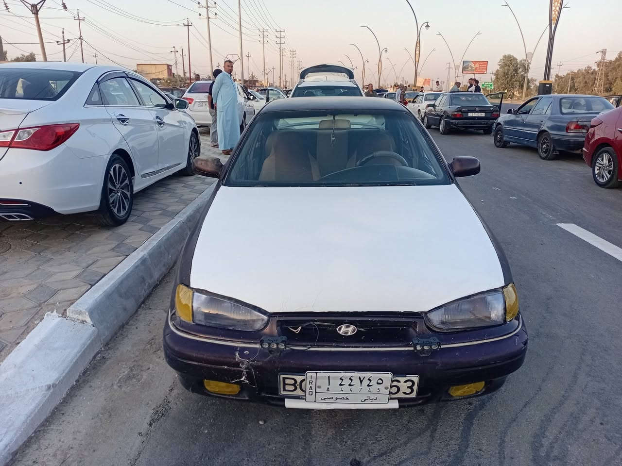 سلام عليكم للبيع الانتره 94سياره جاهزة محرك مفتوح كير عادي مكفولات فرممه وحده ببه تصليح صفحة سكن سعرها 27بيه مجال مكاني بعقوبه اي استفسار اتصل ***********
