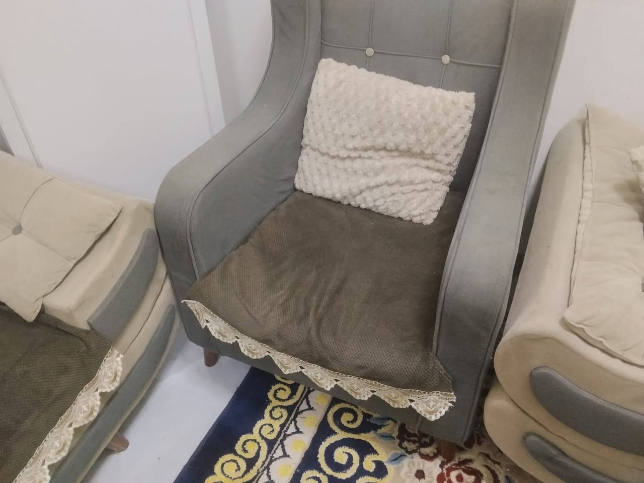 🔴غراض للبيع 
تخم قنفات اثنين إكبار وكراسي اثنين سعره ٢٠٠
عين طبخ ب٢٥ 
دراجه اطفال ب٤٥ 
جهاز شوي كليجه ب٢٠ 
تنور كهربائي ب٢٠ 
حجله ب٢٠ 
مقعد طفل ب١٠ 
ترمز ٧
جنطه سفر اكبر حجم جديده ما مستخدمه ب٤٠ 
ميز بلازمه ب٤٠ 
اوفن شغال وحجم كبير  ب٣٠ 
مكناسه ب٤٠ اكبر حجم الاصليه 
العنوان الشطرة حي الأمين 
الشراي يتصل بلرقم 
🔴***********
