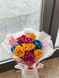 باقات الورد الصناعي 🔥🌺 للحجز مراسله الصفحه💌 او مراسله الرقم:0786397793...