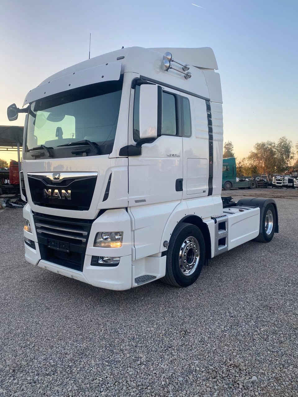 ئه م مانه بؤفرؤشتنه
حجم 500 كاتييه فول فول
مؤديل 2018 دبل سؤبر
شوين كه لار ***********
