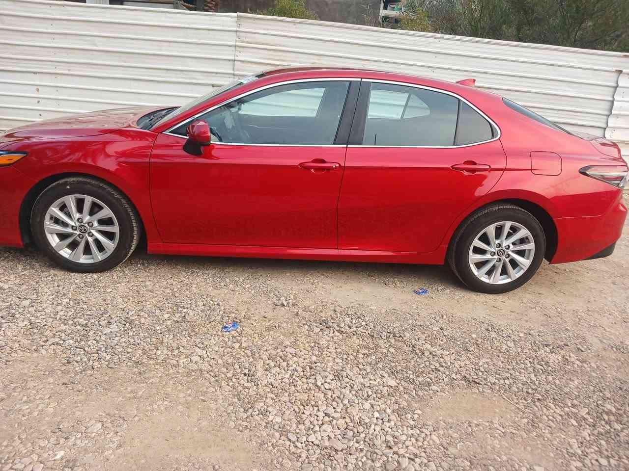 موديل ٢٤بدون قطره صبغ بارد فقط  الفئه LE بجم امامي خلفي كبس ماشيه ٤٠٠٠ميل رقم كاتي تترقم شمالي سعر ٢١٣ ورقه للاتصال ***********
