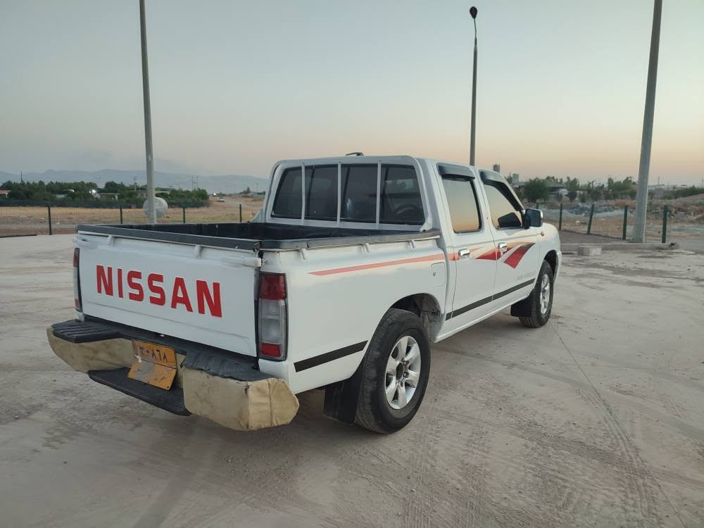 نيسان ٢٠٠٢ كراوه ته ٢٠١٣
گيرو مه كينه و اكسلي به شه رت توندو توله بي مه سره فه تايه ي تازه ن بي كيشه يه به ناوناكريت به شه رتي ئه وه ليات به شه رتي عدزي له سه ر نه بيت 
حيزام سبوغه 
شوين چوارقورنه 

سعرى ٥٧گه لا كه ميك مجال 
***********
*********** رانية, السليمانية
